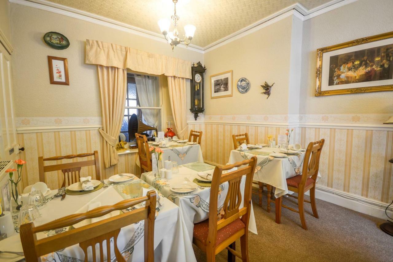 Gorphwysfa House B & B ベトウス・ア・コーエド エクステリア 写真